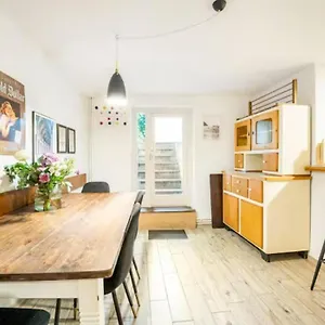 Gemütliche 3-zkb Wc Souterrainwohnung In Bestlage Apartment Hamburg