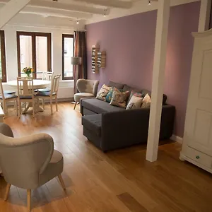 Schönes Zentral Apartment BRE